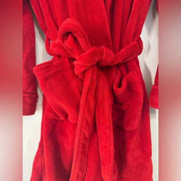 Ralph Lauren Luxury Soft Plush Cherry Red Embroidered Logo Valentine Day Robe - Picture 4 of 6